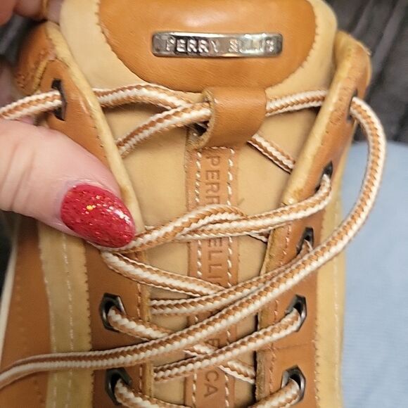 Perry Ellis lace ups. Unisex. Men's 8.5, ladies 10. - Picture 4 of 5